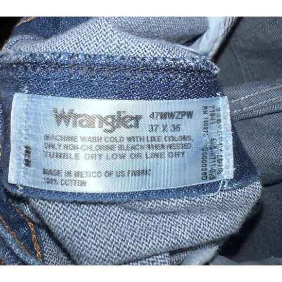 Wrangler Mens Performance Cowboy Cut Jeans Size 37x36 Reg Fit 1047MWZPW Blue - Picture 2 of 4
